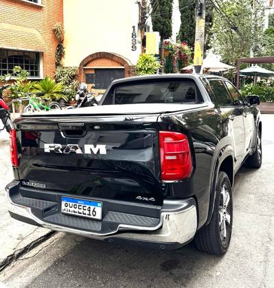 RAM RAMPAGE 2.0 TURBO DIESEL LARAMIE 4X4 AUTOMÁTICO